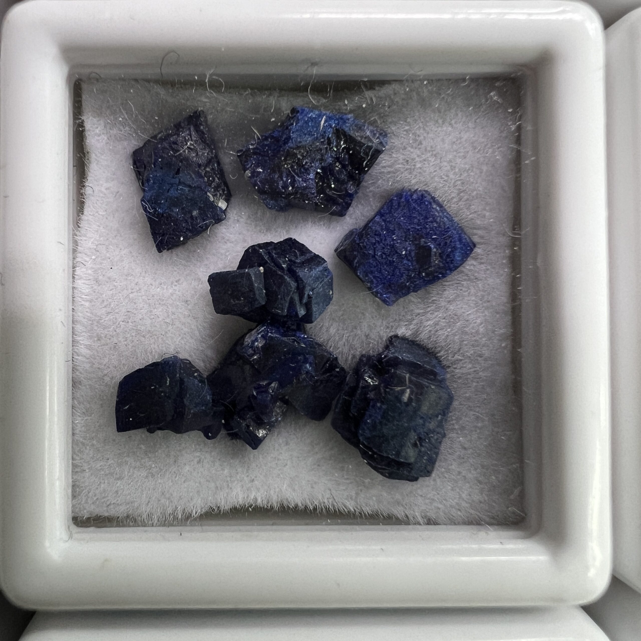 菱形結晶】アズライト（藍銅鉱）モロッコ産 | クリスタル・ワールド 
